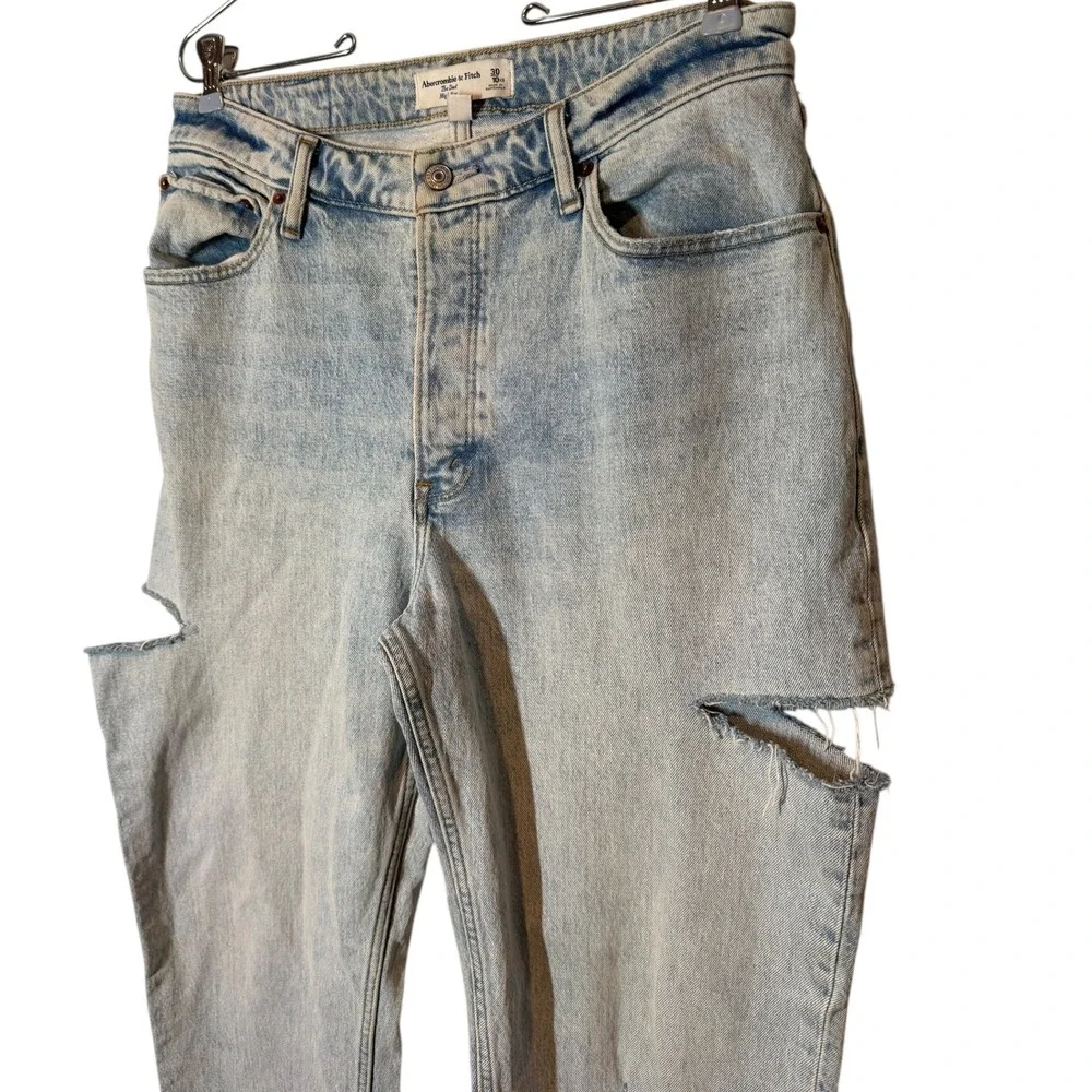 Abercrombie Fitch Curve Love The Dad‎ Jeans Light Wash Cutout High Rise 30 Short